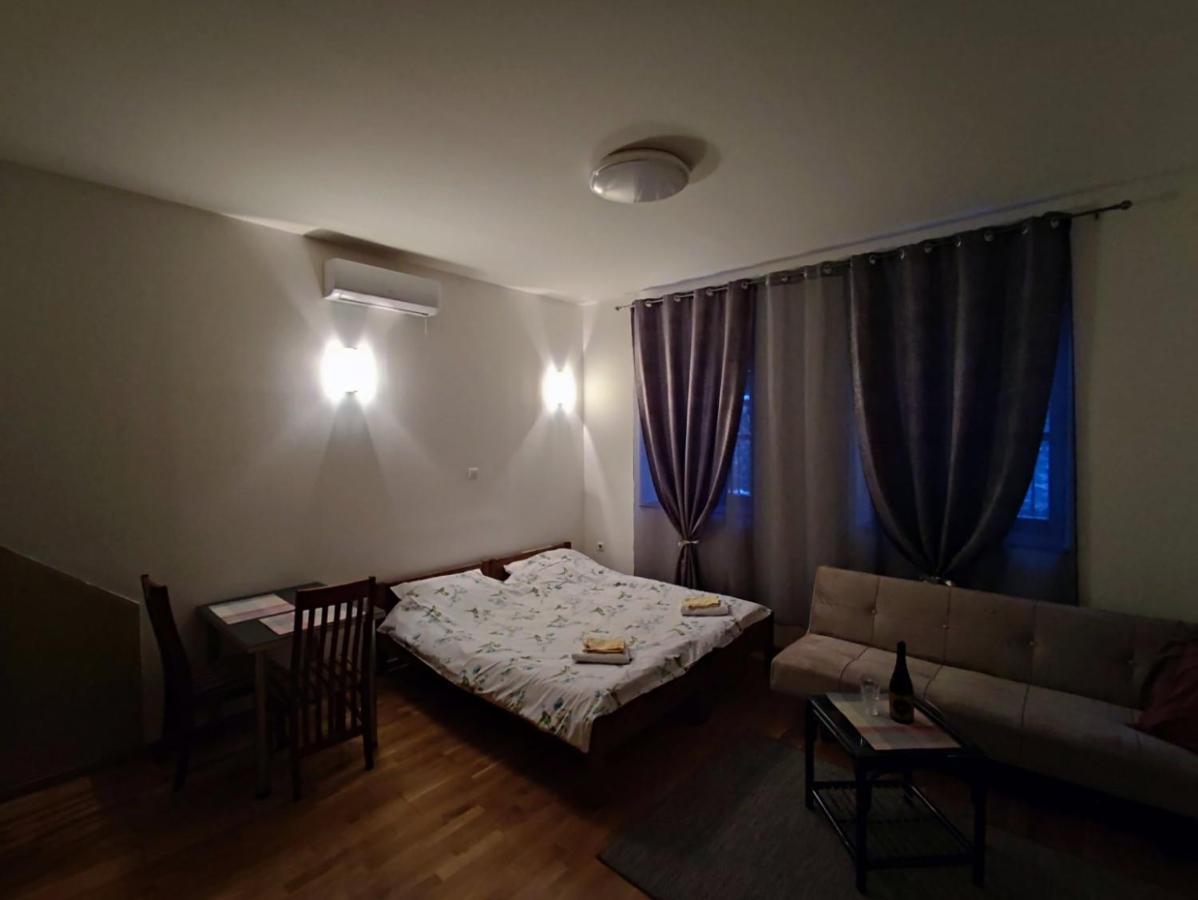 Konak Mali Sarajevo Bagian luar foto